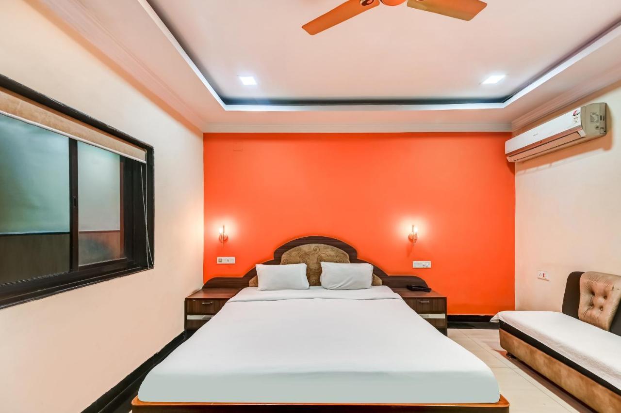 Capital O Hotel Rourkela Palace Bagian luar foto